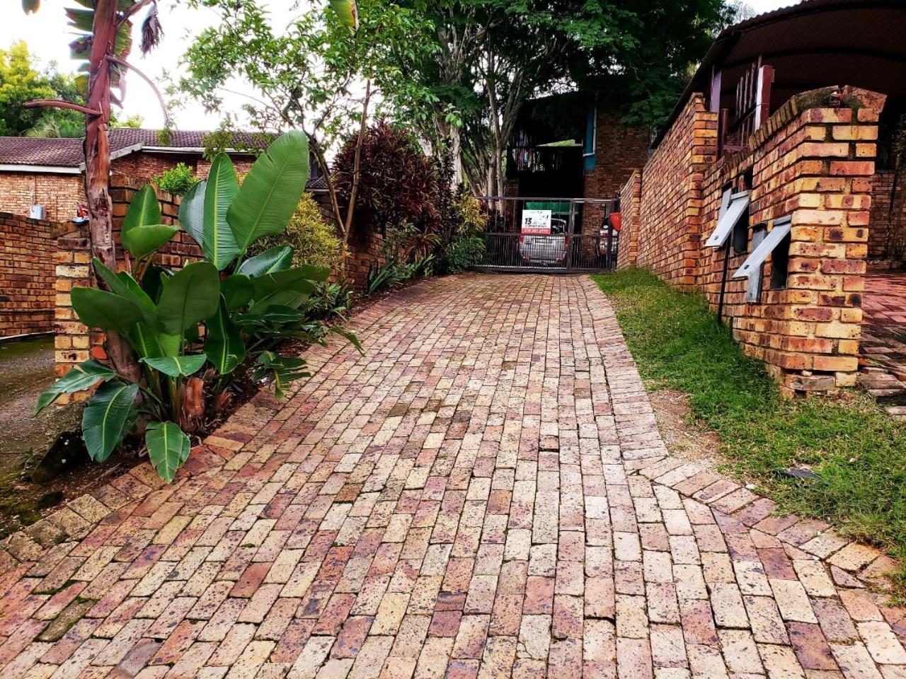 13 @ Rhinoroad Nelspruit Apartamento Mbombela Exterior foto